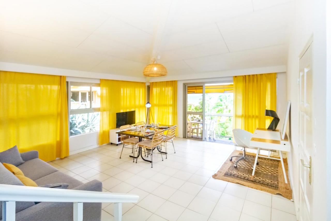 Cuty - Bel Et Spacieux Apt Avec Magnifique Vue Mer Et Piscine Saint Gilles Les Bains Esterno foto